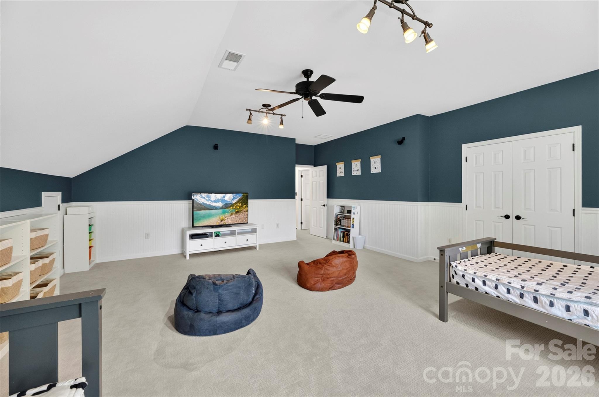7618 Wingmont Drive — Charlotte