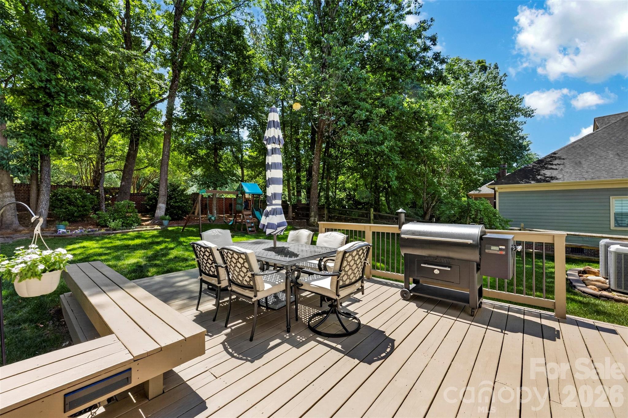 7618 Wingmont Drive — Charlotte
