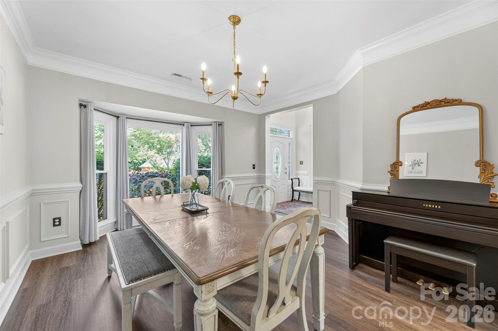 7618 Wingmont Drive — Charlotte