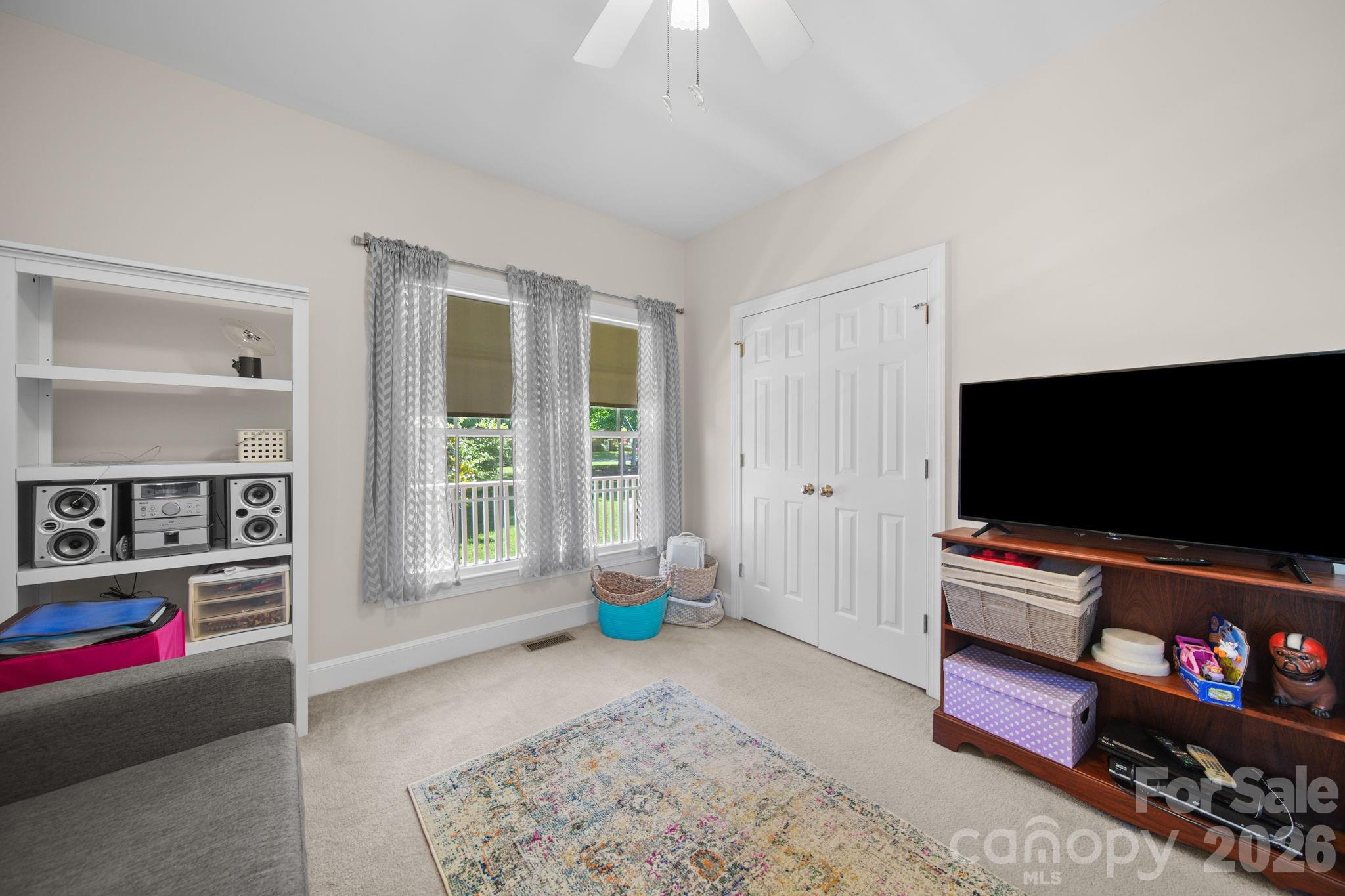 1100 Legacy Lake Drive — Monroe