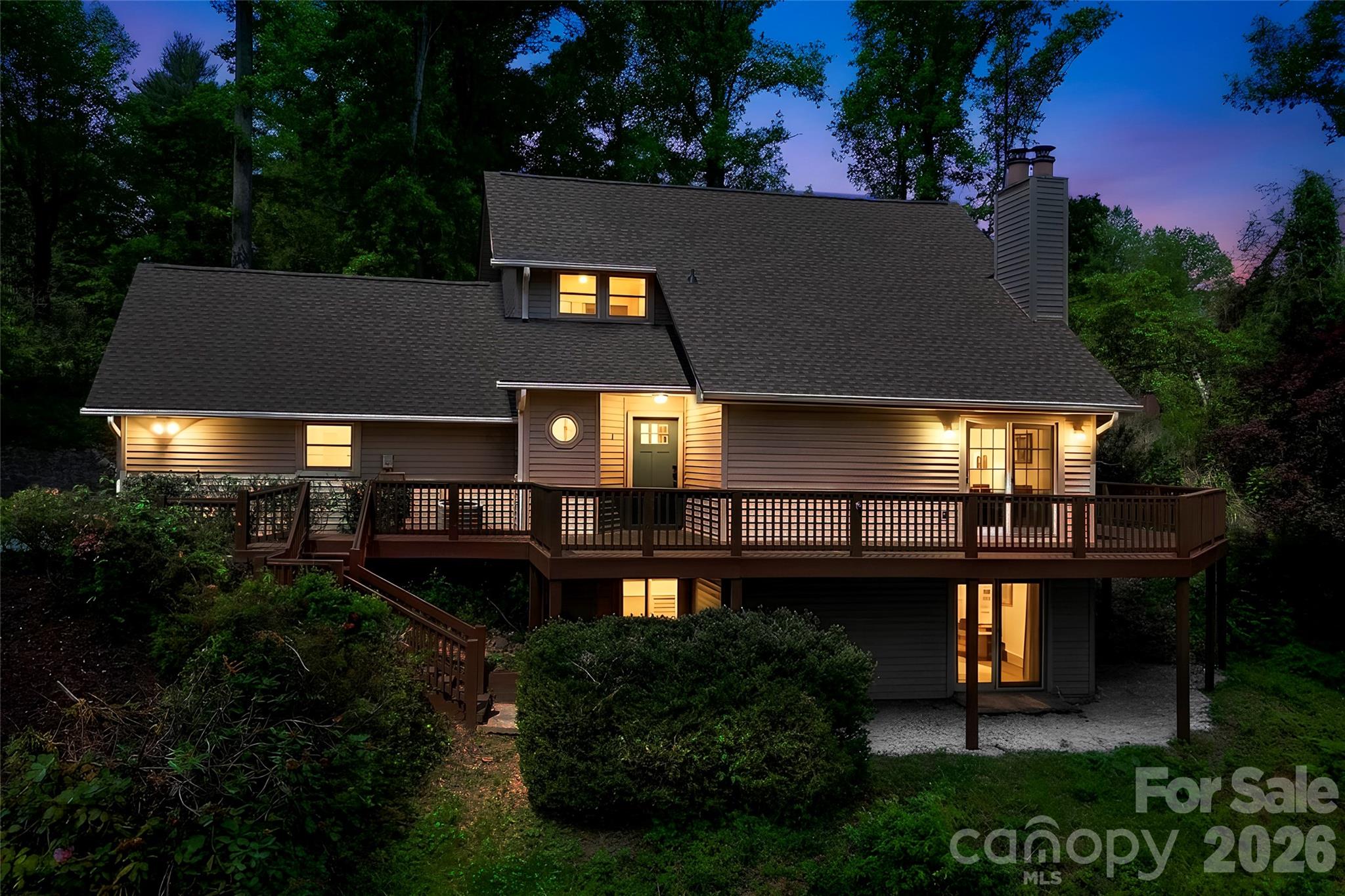 207 Wood Dale Drive — Hendersonville