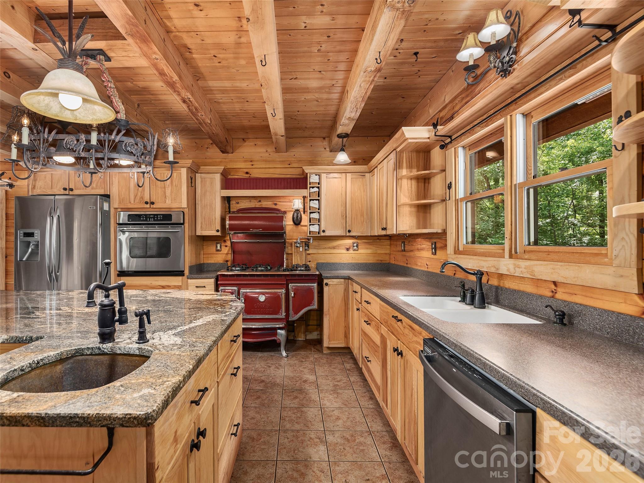 413 Green Hills Road — Mill Spring
