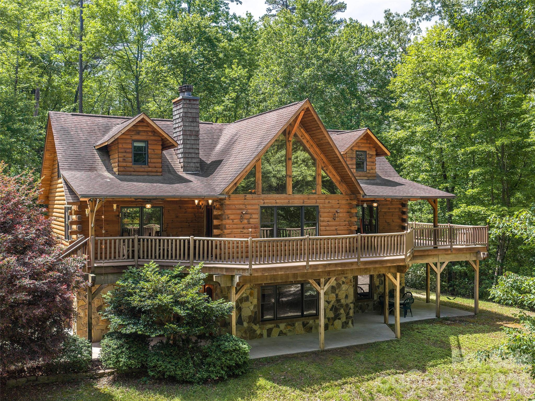 413 Green Hills Road — Mill Spring