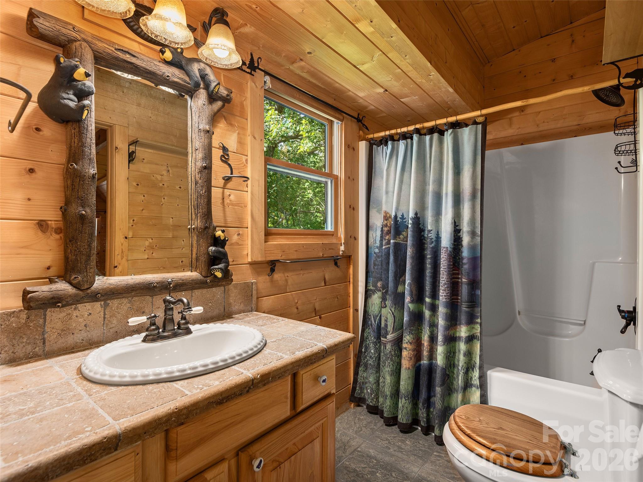 413 Green Hills Road — Mill Spring