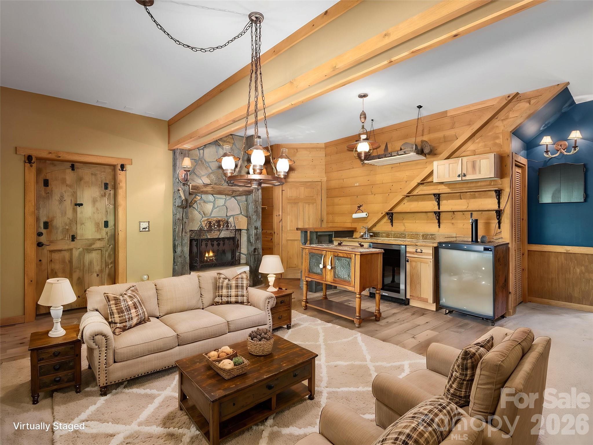 413 Green Hills Road — Mill Spring