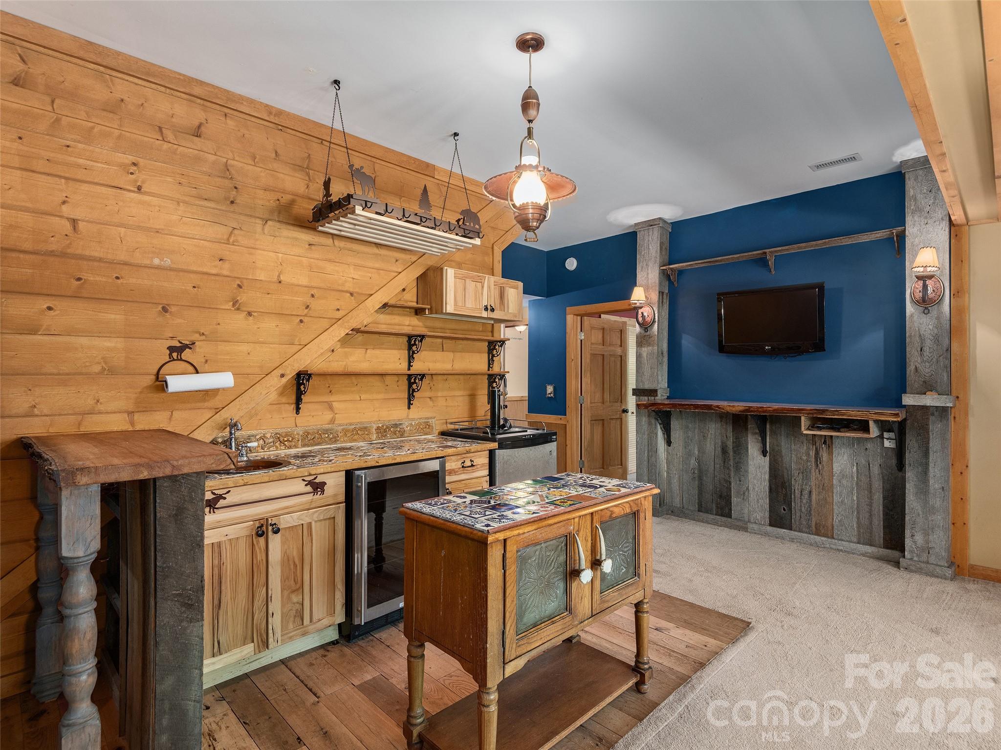413 Green Hills Road — Mill Spring