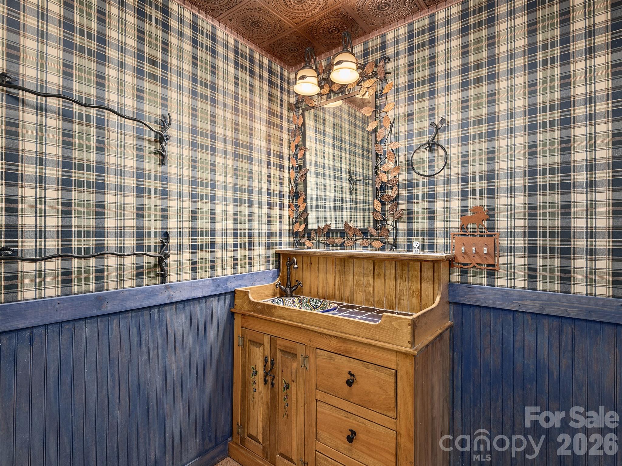 413 Green Hills Road — Mill Spring