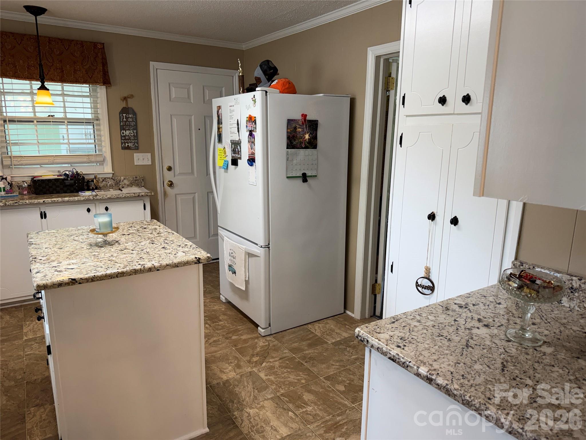 202 W Stevens Drive — Kershaw