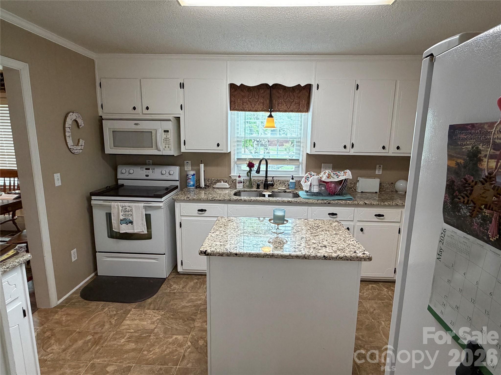 202 W Stevens Drive — Kershaw