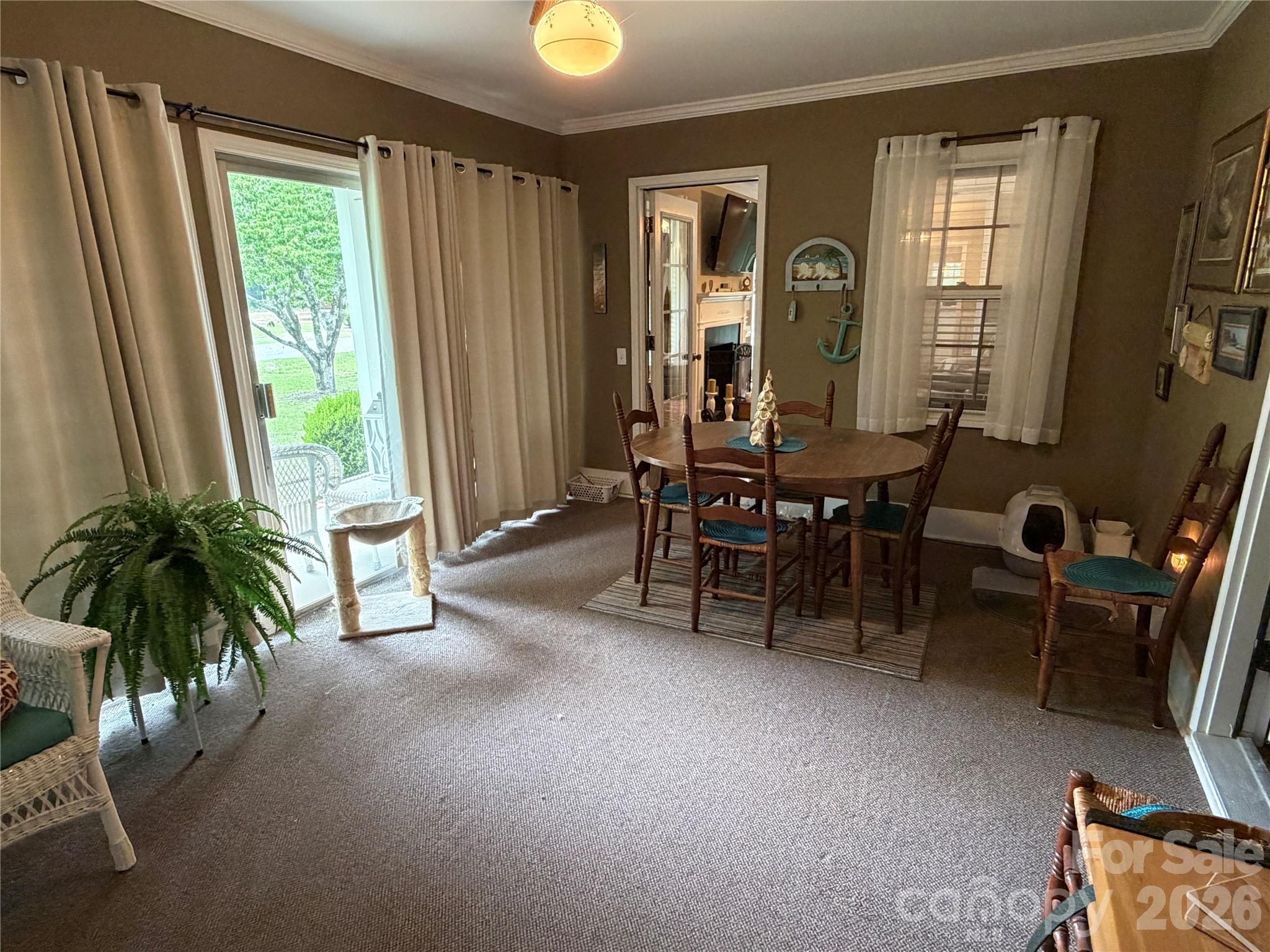 202 W Stevens Drive — Kershaw