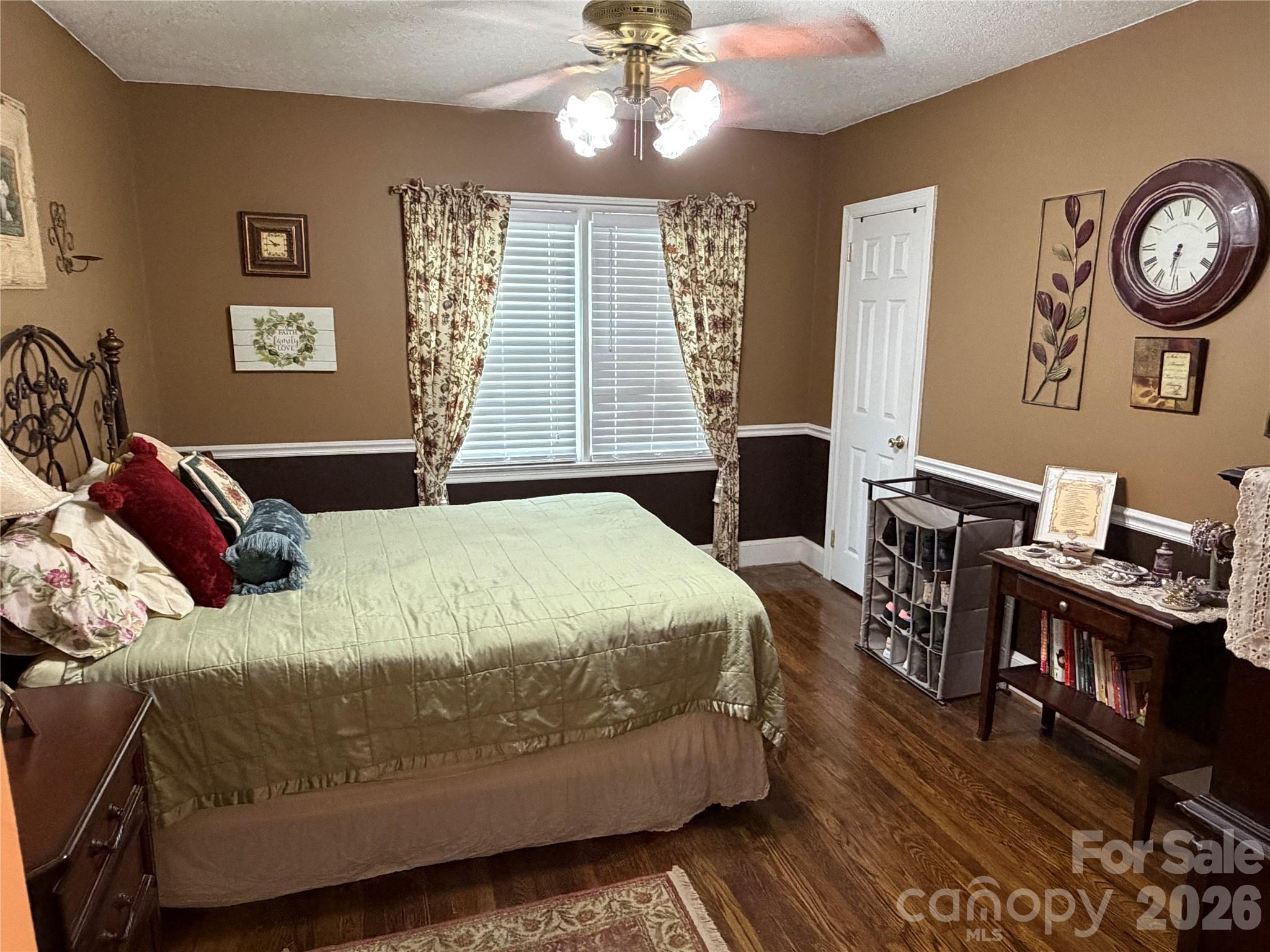 202 W Stevens Drive — Kershaw