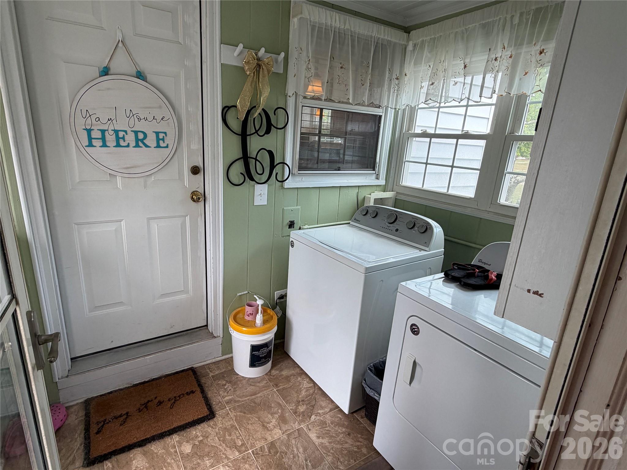 202 W Stevens Drive — Kershaw