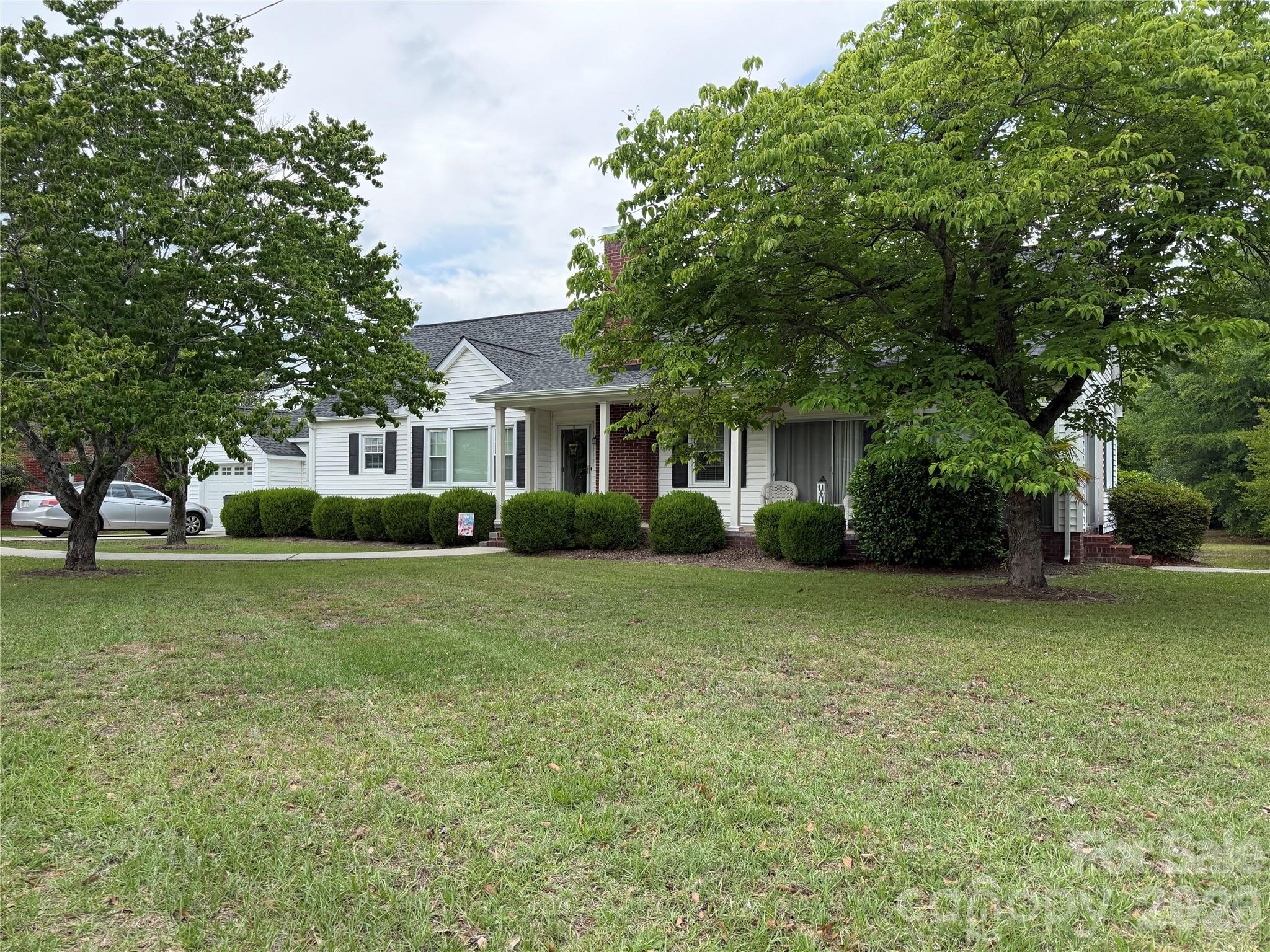 202 W Stevens Drive — Kershaw