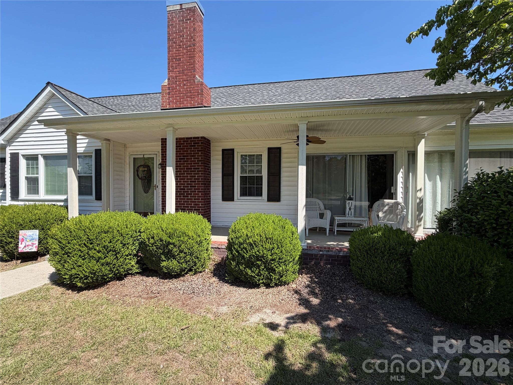 202 W Stevens Drive — Kershaw