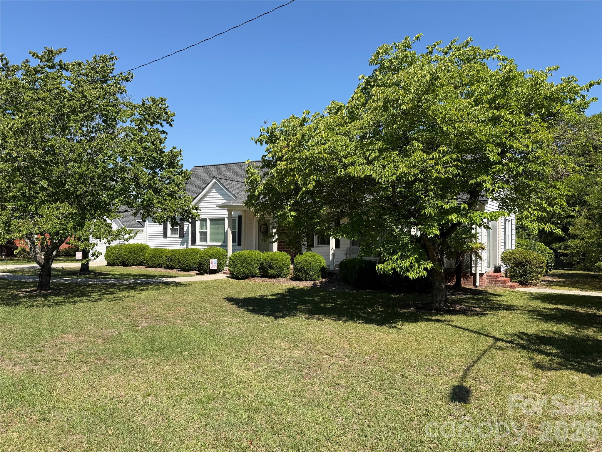 202 W Stevens Drive — Kershaw
