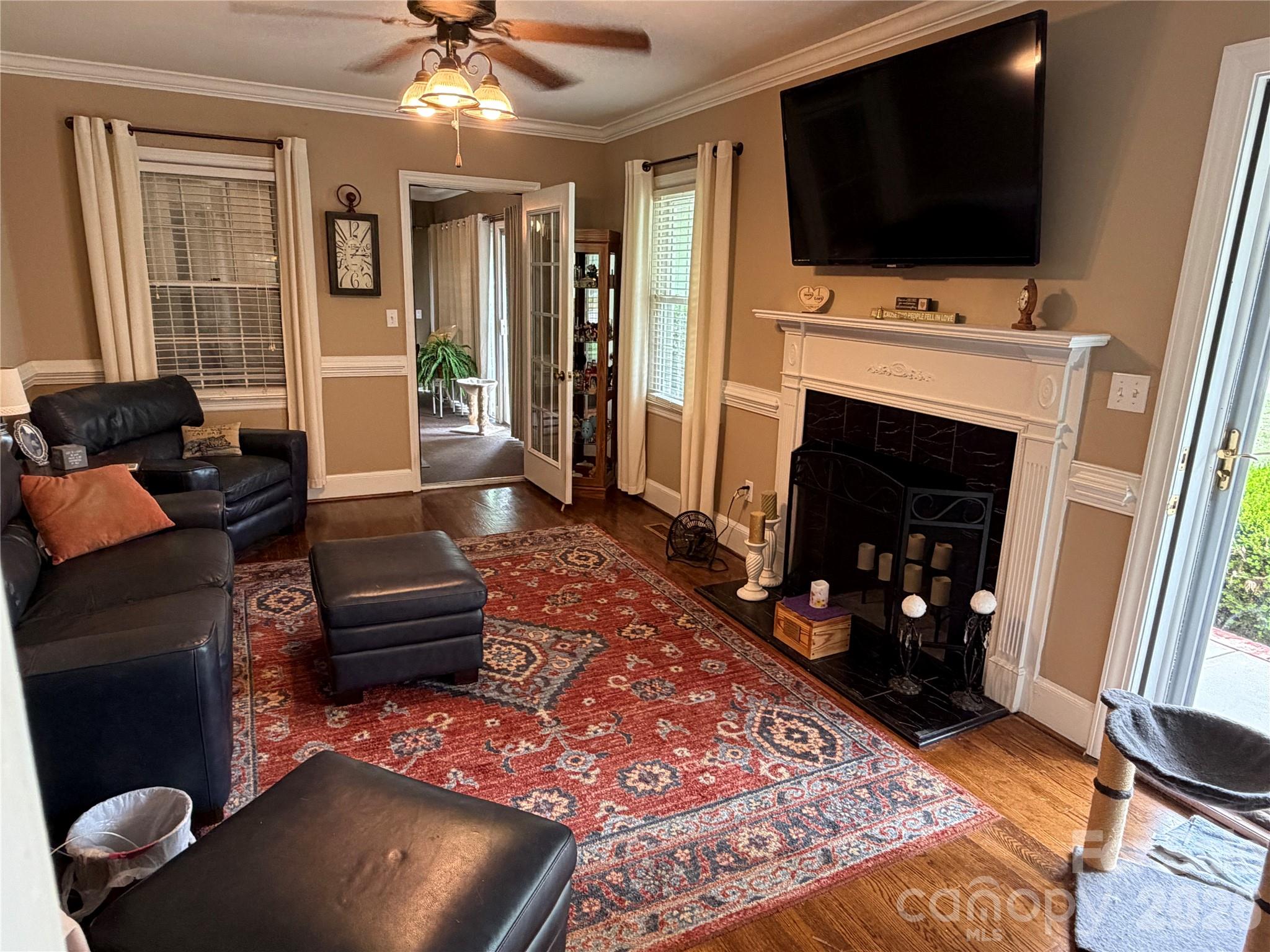 202 W Stevens Drive — Kershaw