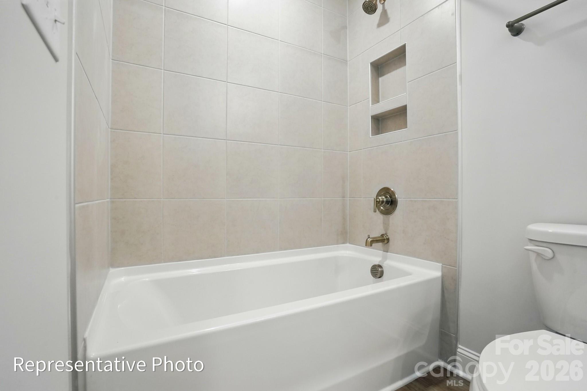 157 Grouse Run Way — Troutman