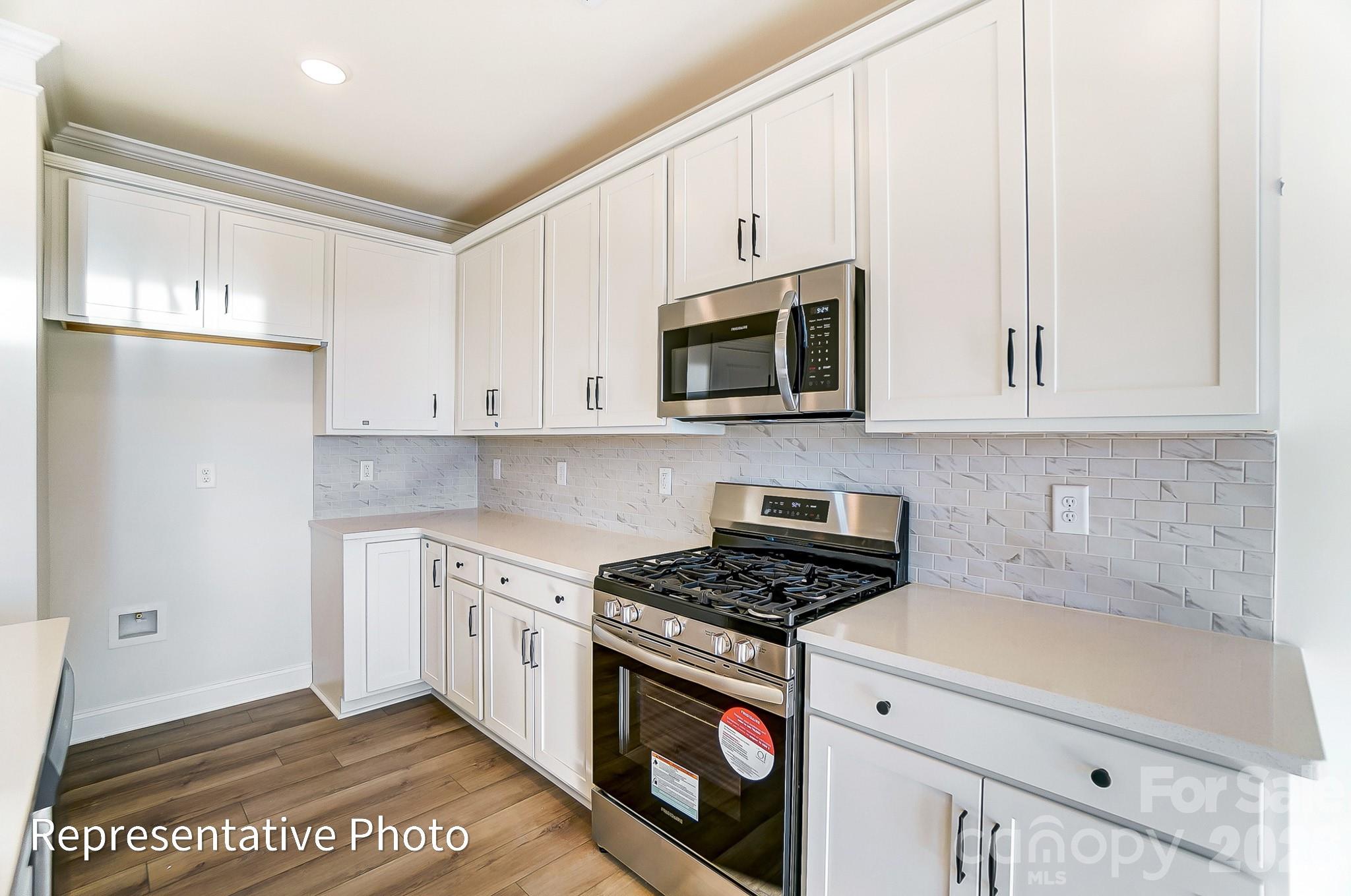 157 Grouse Run Way — Troutman