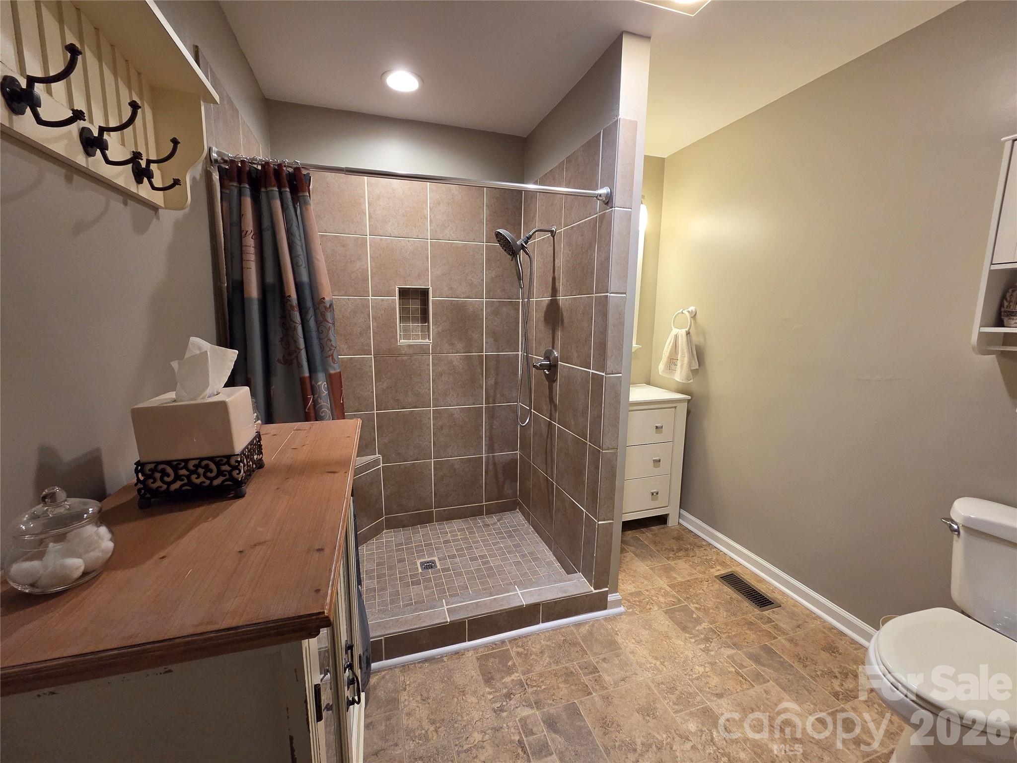 16182 Austin Road — Locust