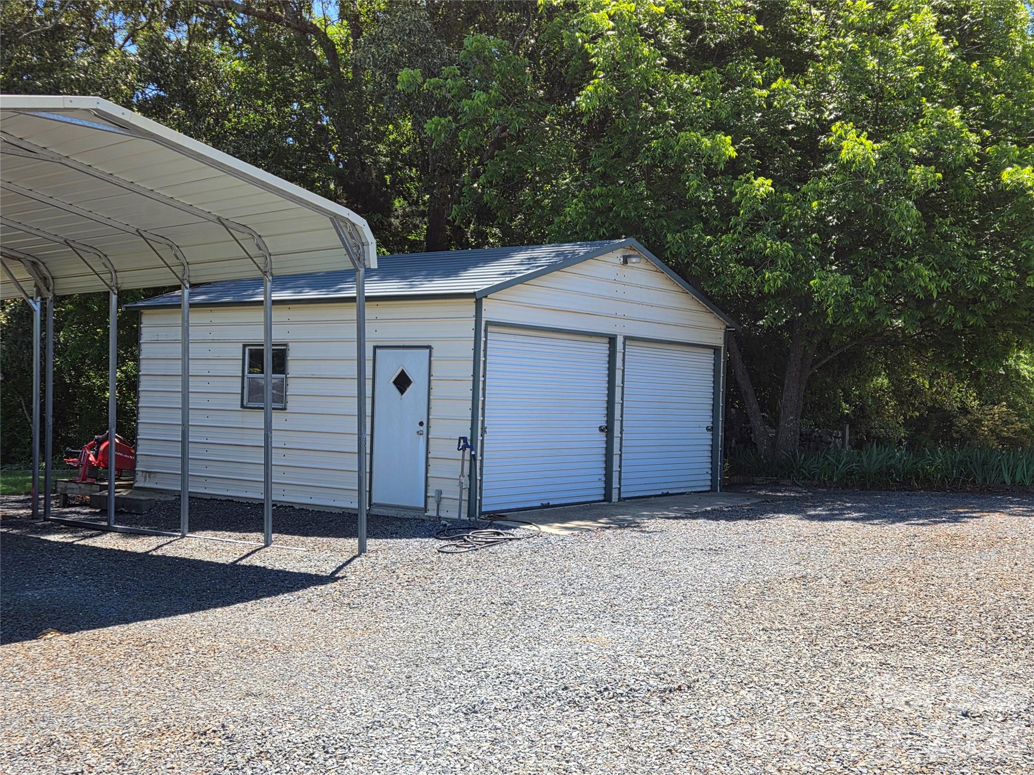 16182 Austin Road — Locust