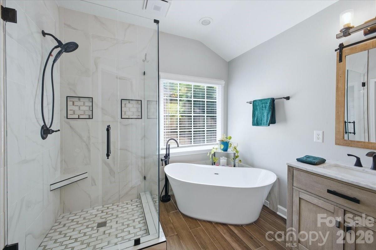 8414 Headford Road — Charlotte