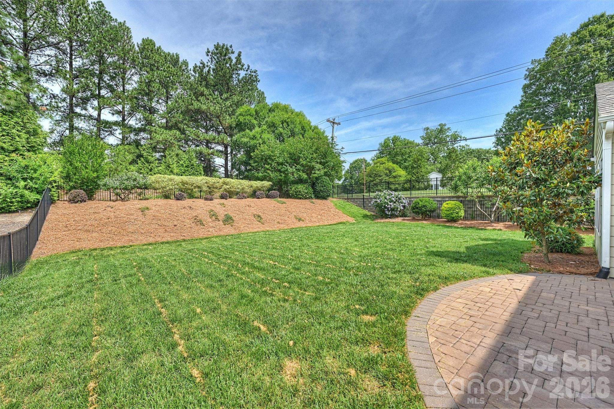3729 Benseval Lane — Matthews