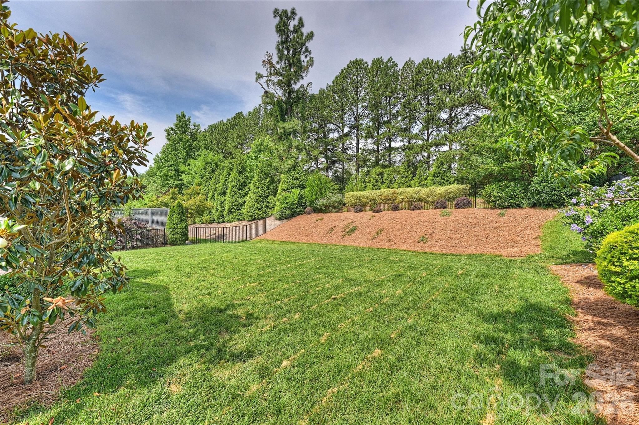 3729 Benseval Lane — Matthews