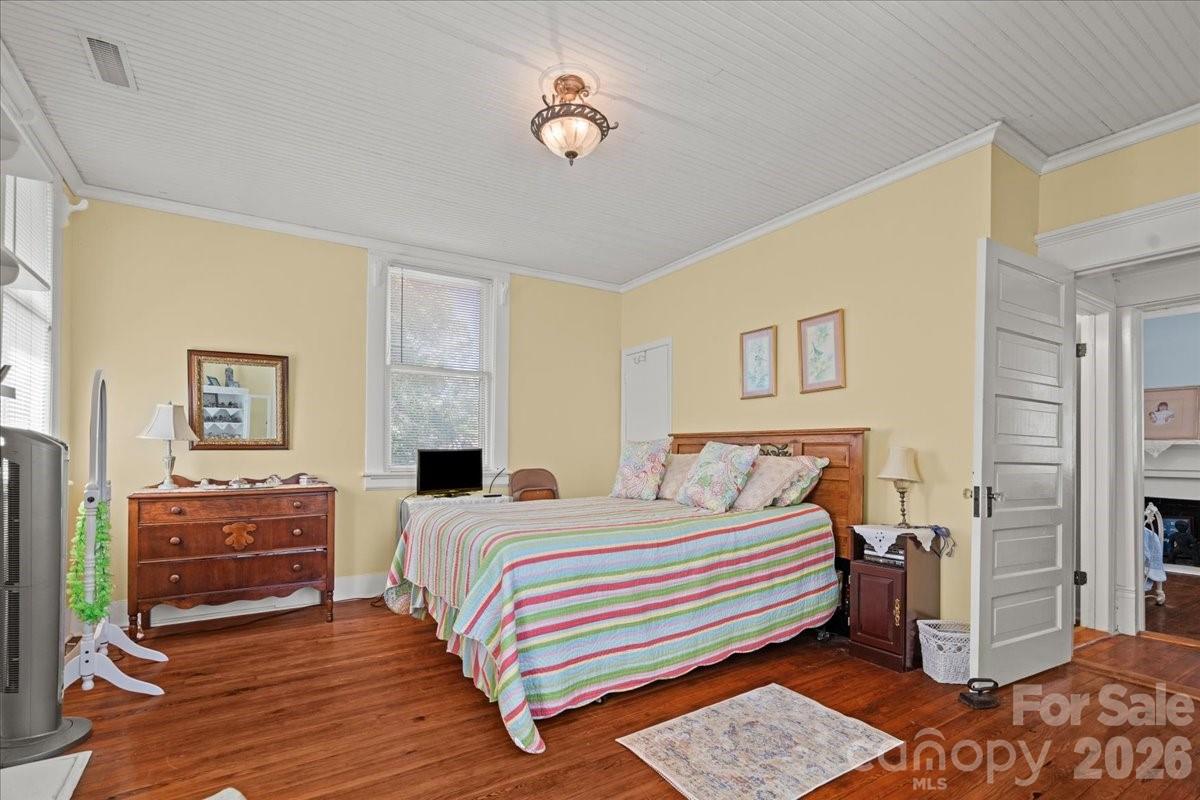 110 Huger Street — Cheraw