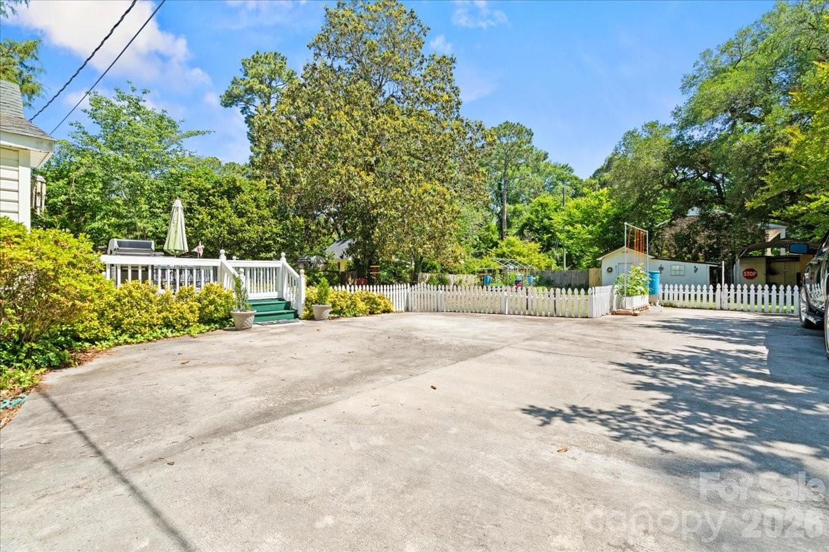 110 Huger Street — Cheraw