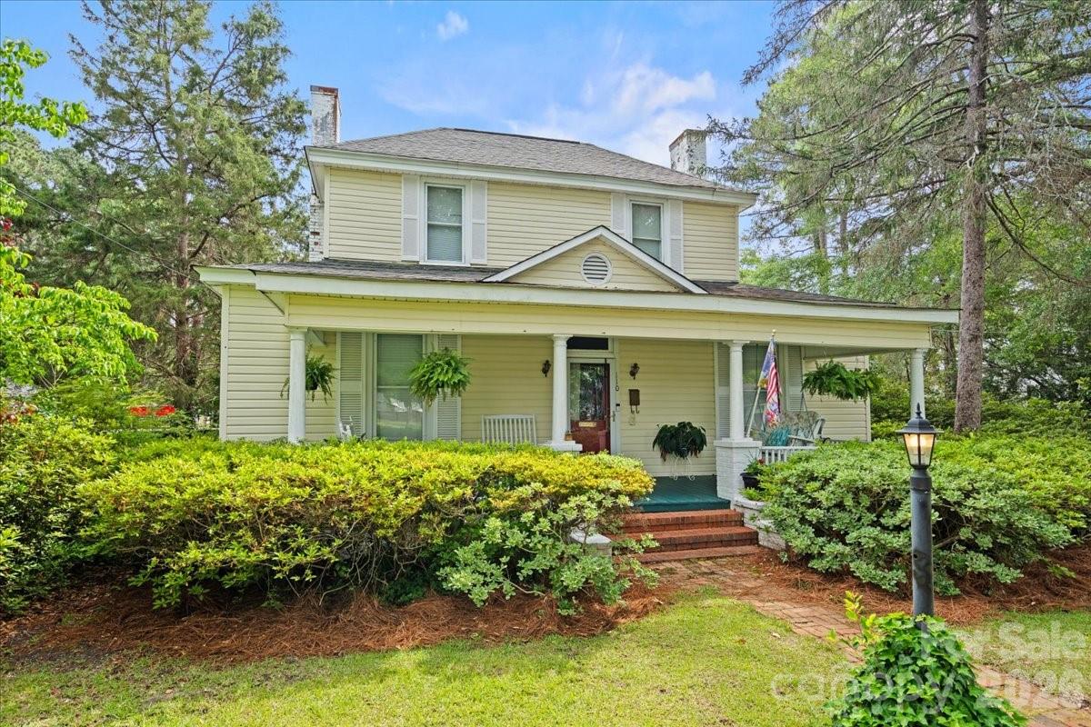 110 Huger Street — Cheraw