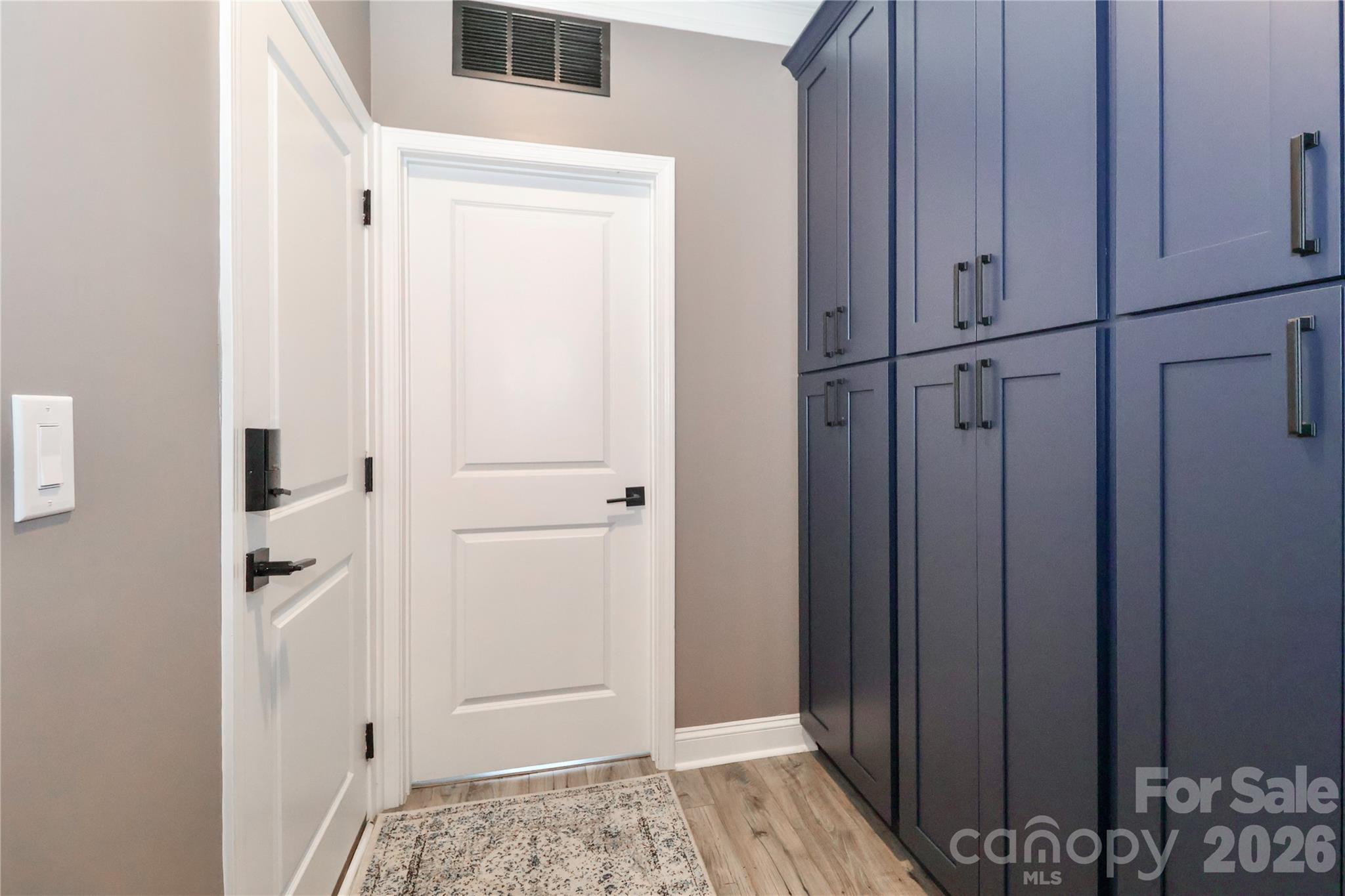 384 Streamwood Road — Troutman