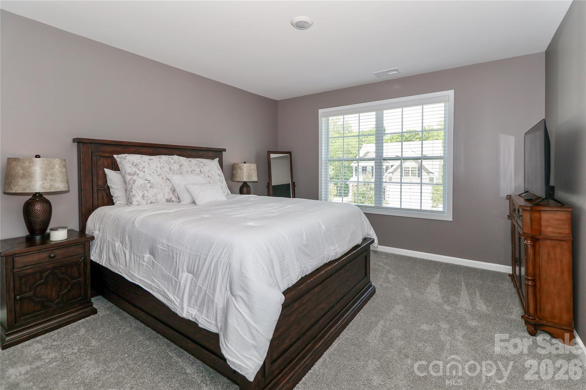 384 Streamwood Road — Troutman
