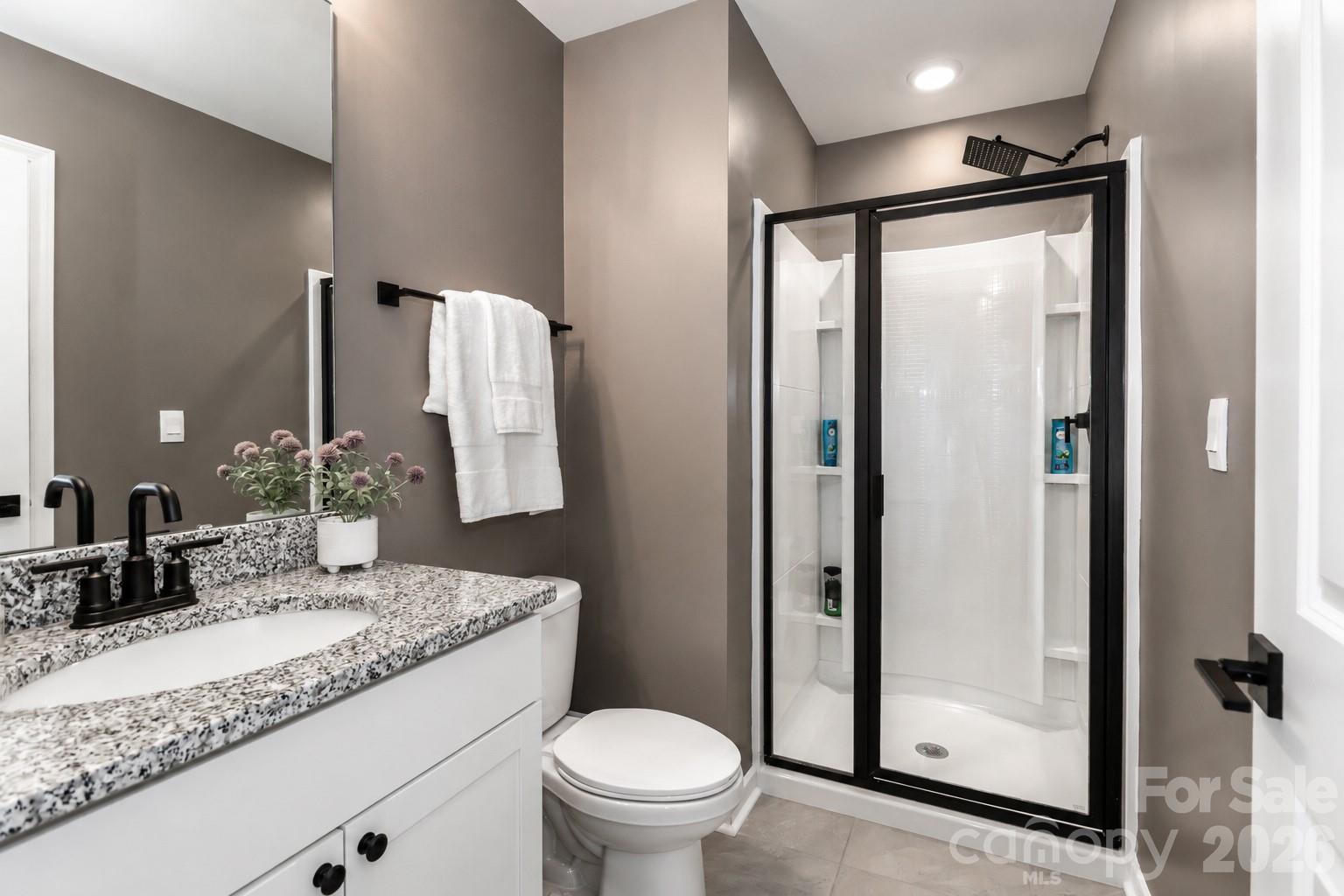 384 Streamwood Road — Troutman