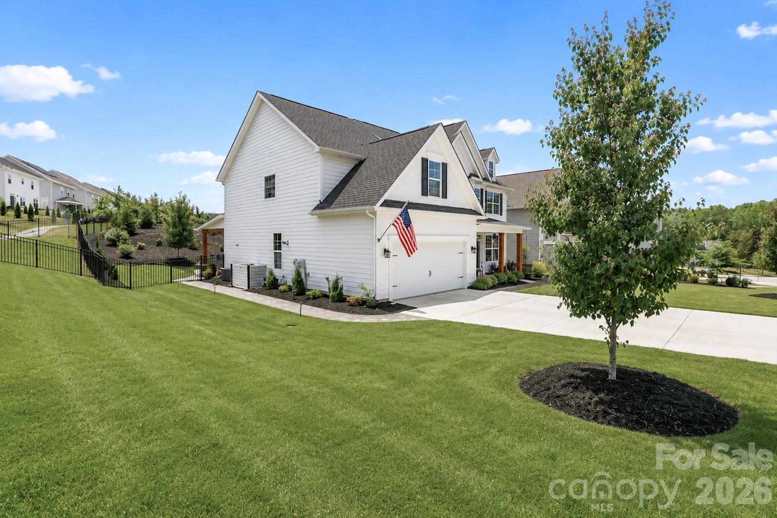 384 Streamwood Road — Troutman