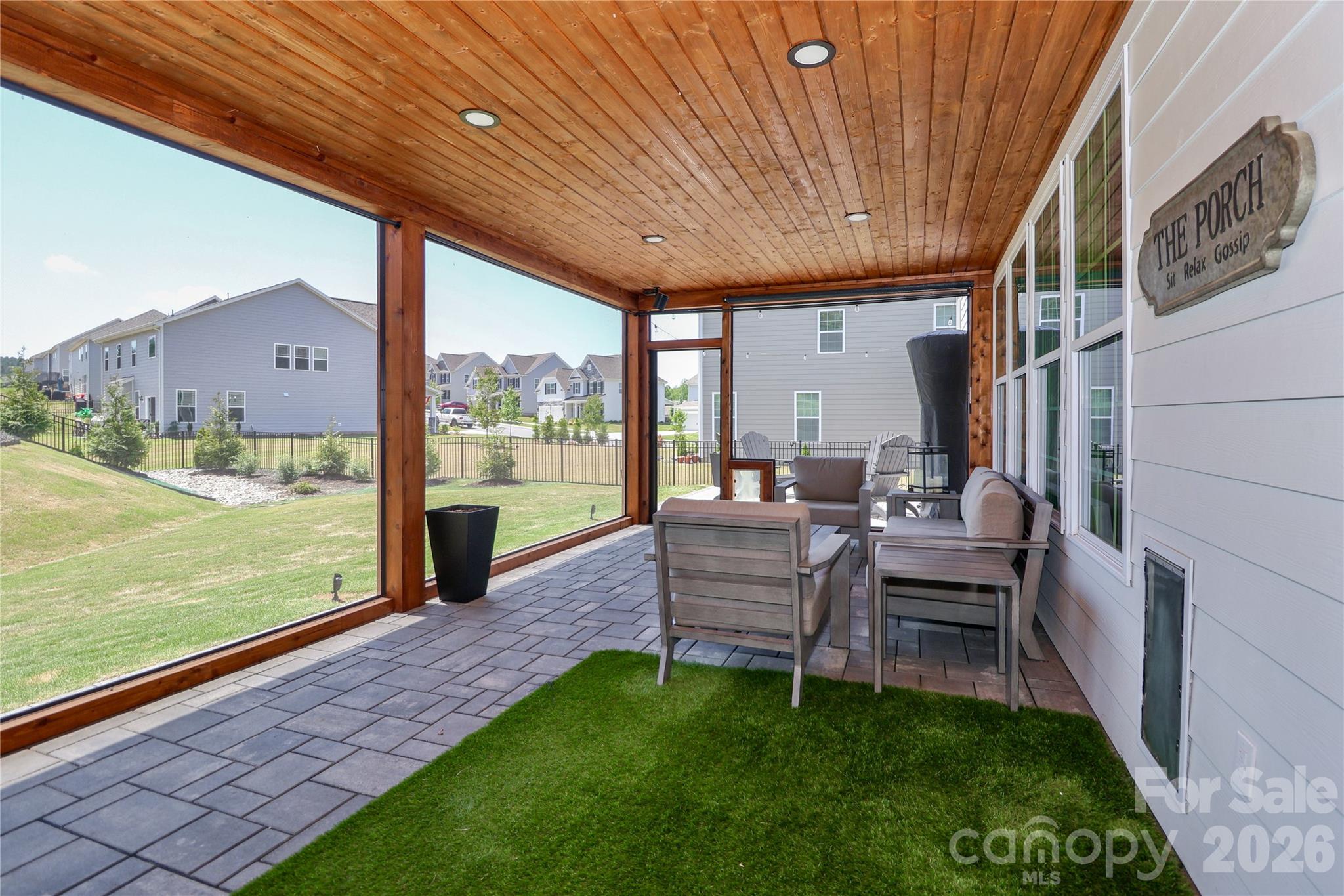 384 Streamwood Road — Troutman