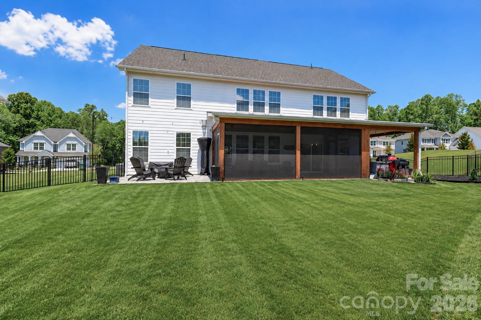 384 Streamwood Road — Troutman