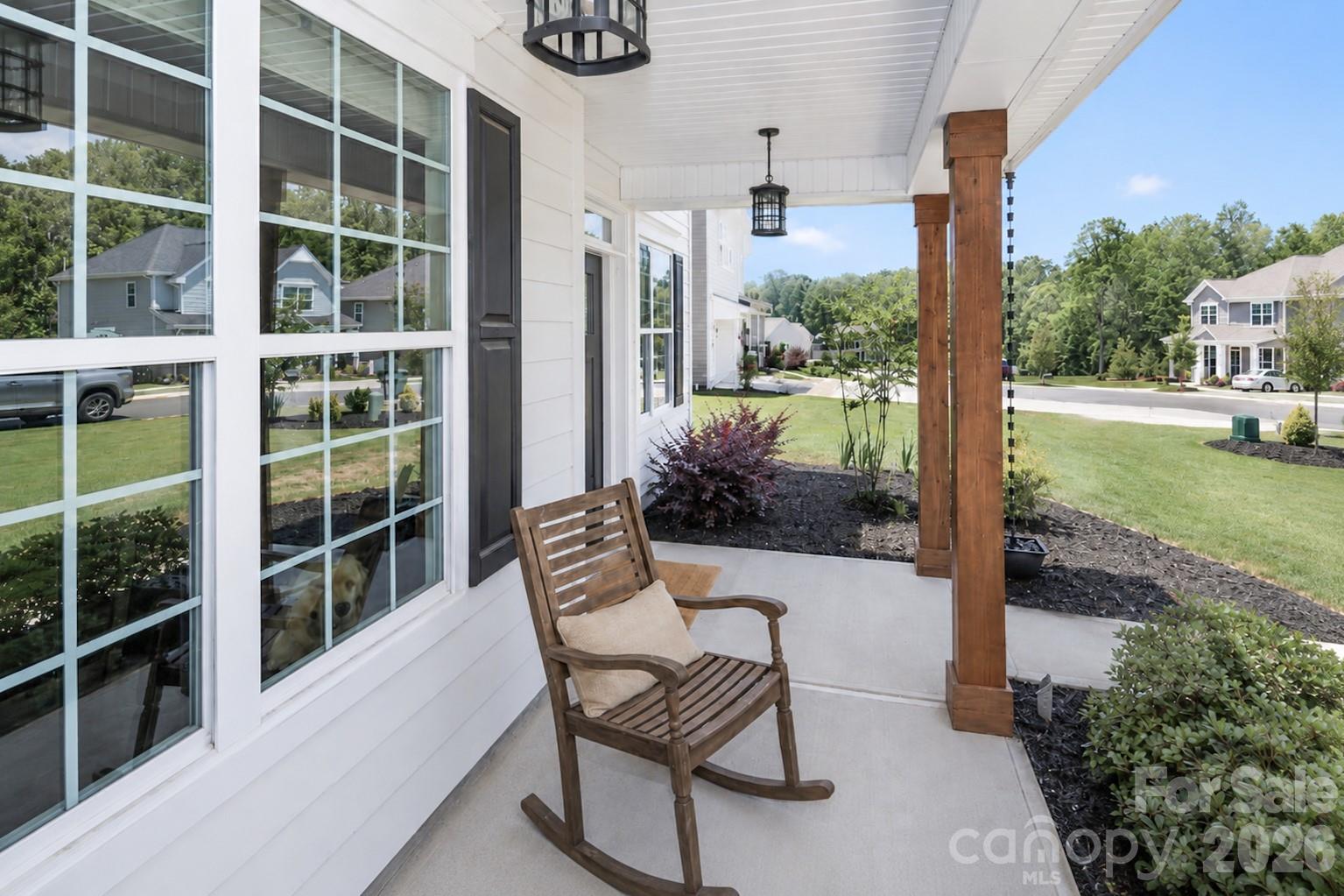 384 Streamwood Road — Troutman