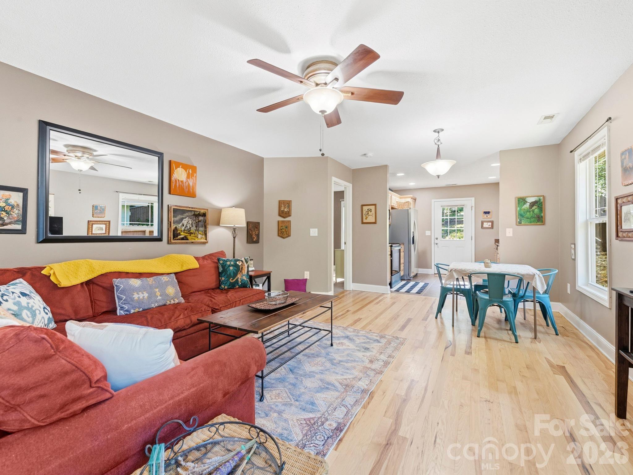 24 Hilldale Road — Asheville