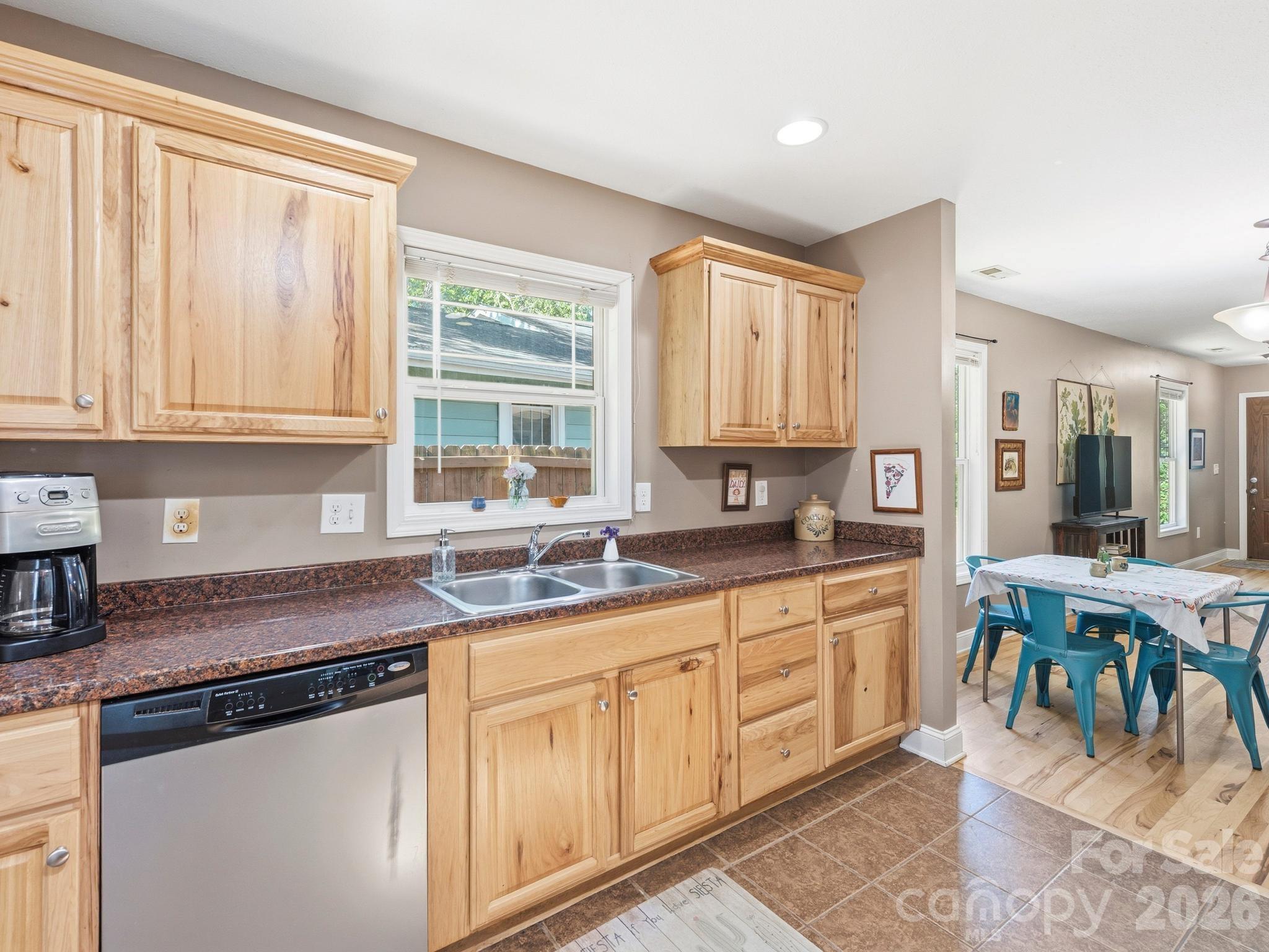 24 Hilldale Road — Asheville