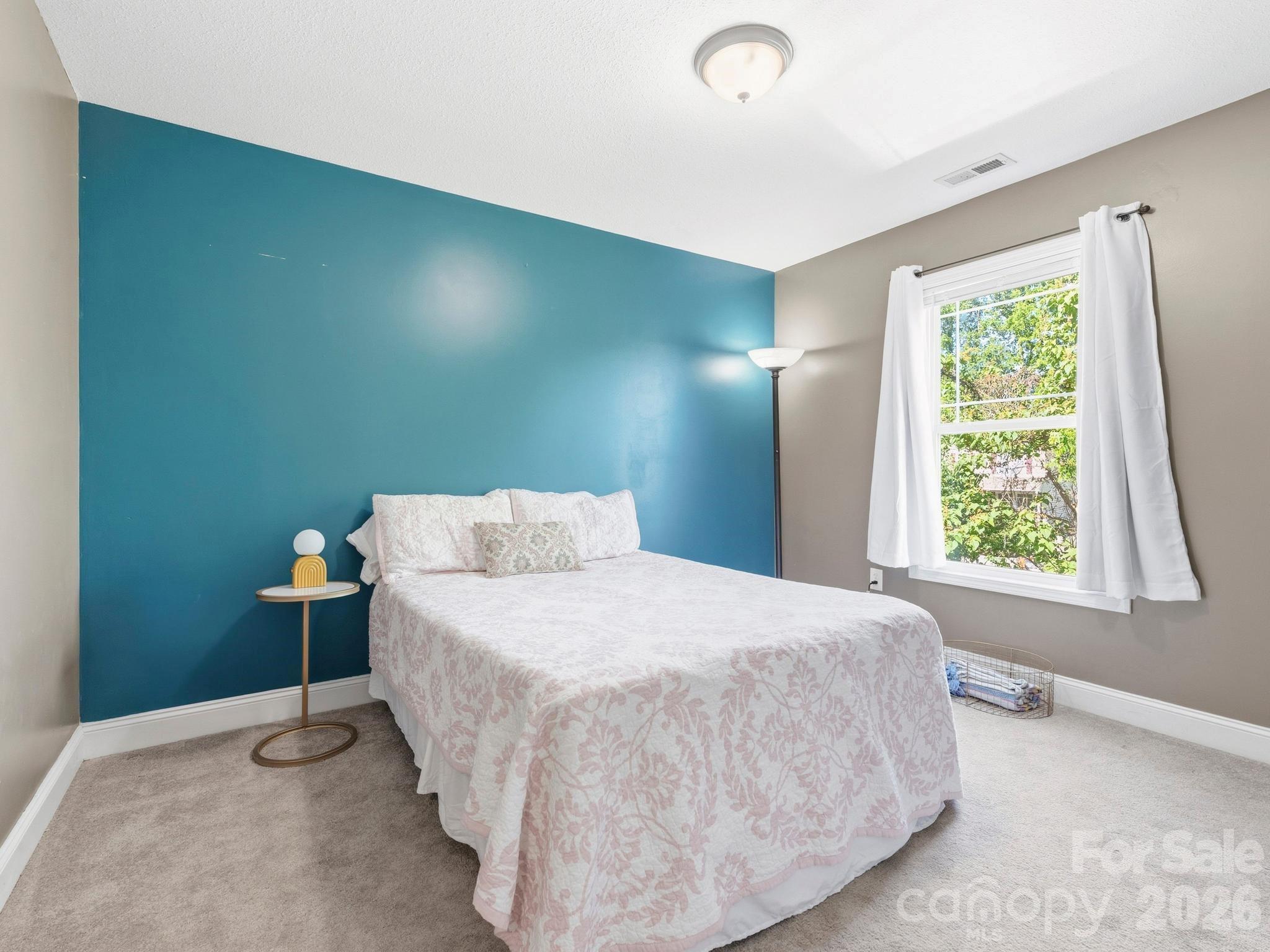 24 Hilldale Road — Asheville