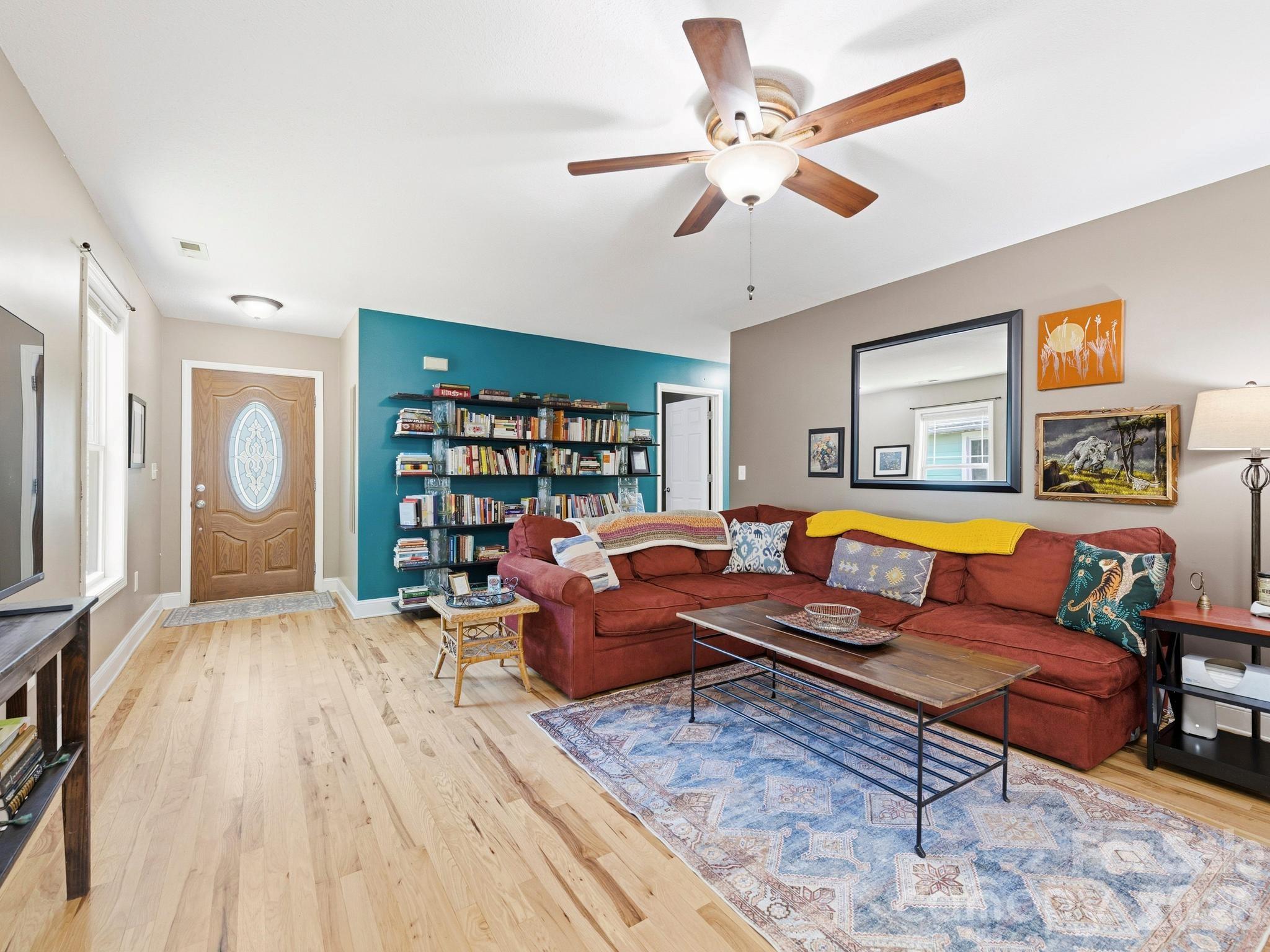 24 Hilldale Road — Asheville