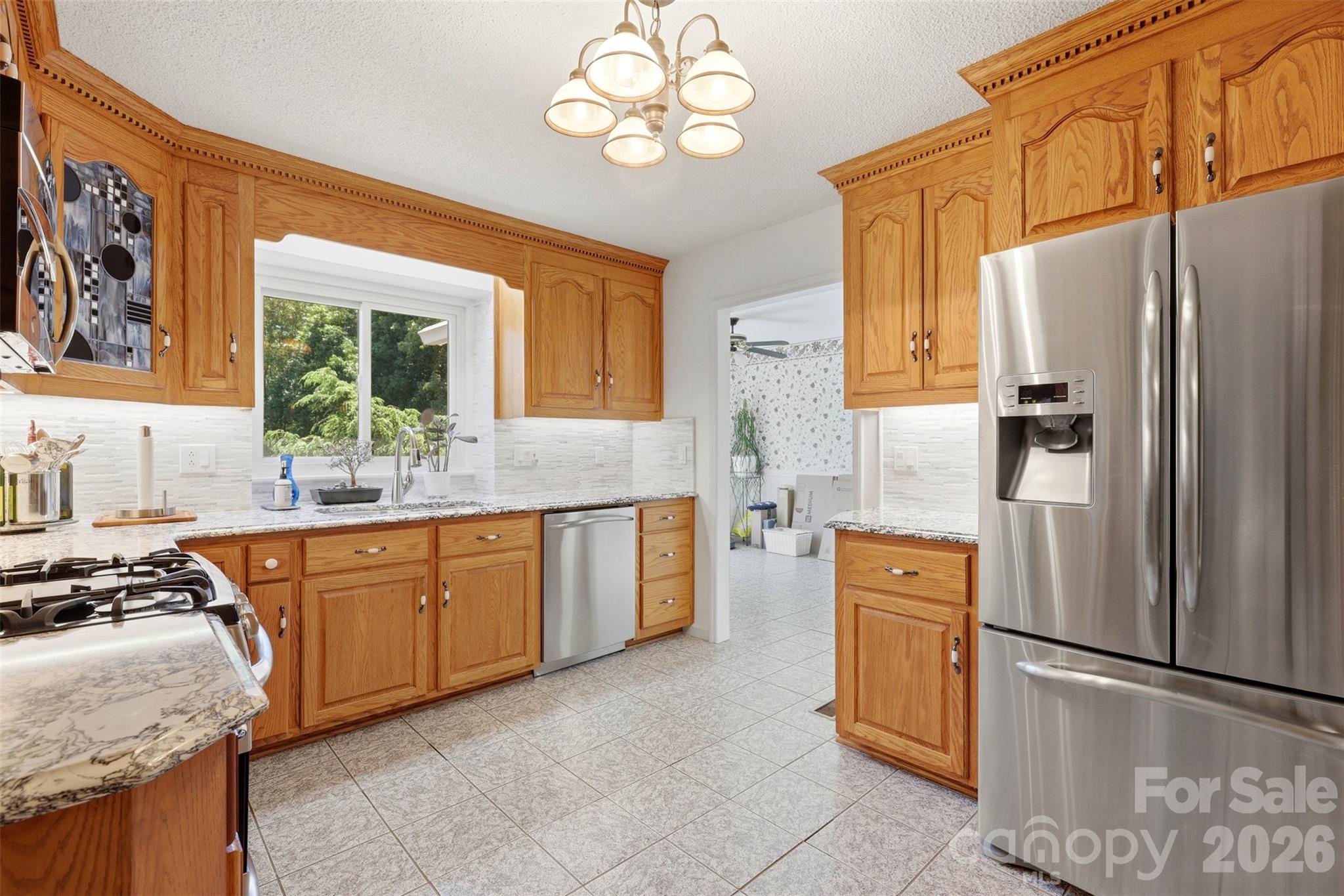 6181 Willowbottom Road — Hickory
