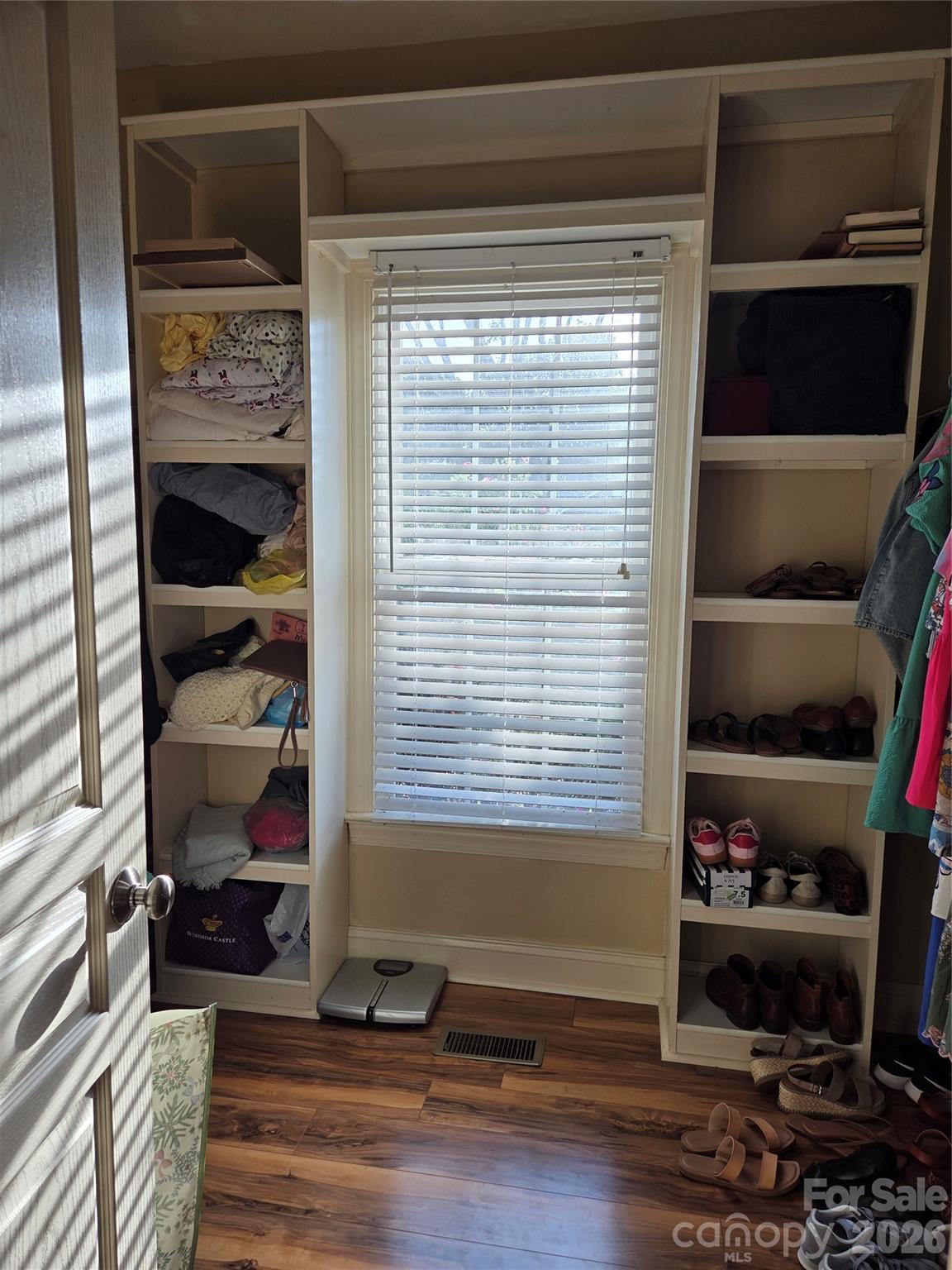 5510 Land Harbour Drive — Granite Falls