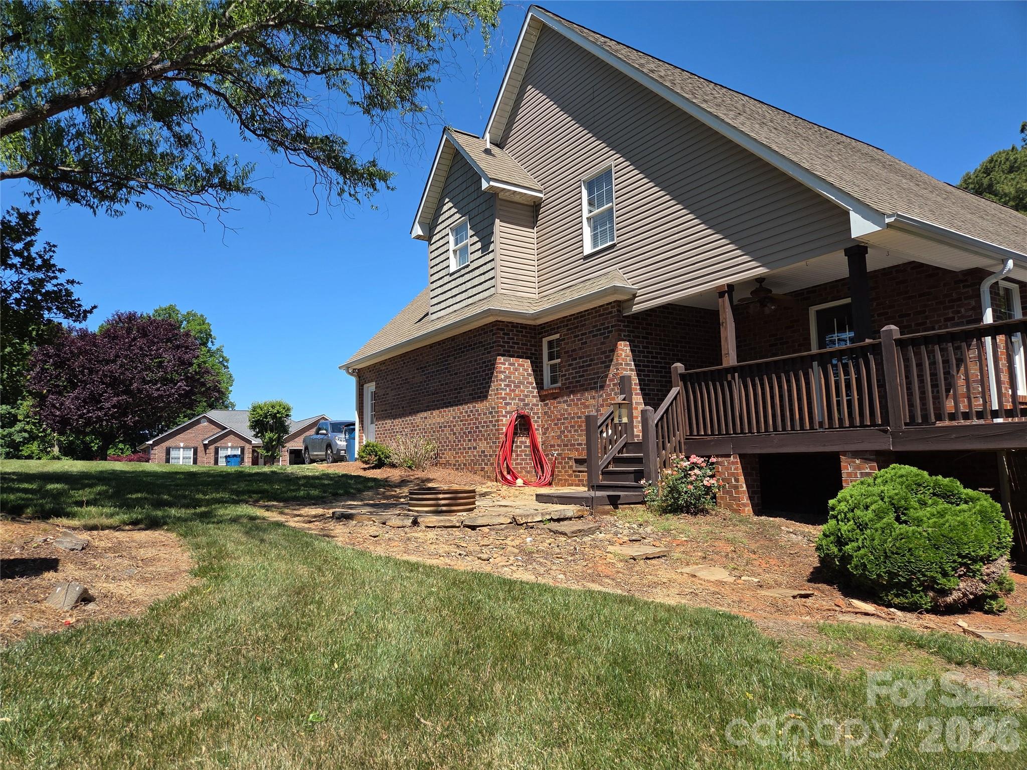 5510 Land Harbour Drive — Granite Falls