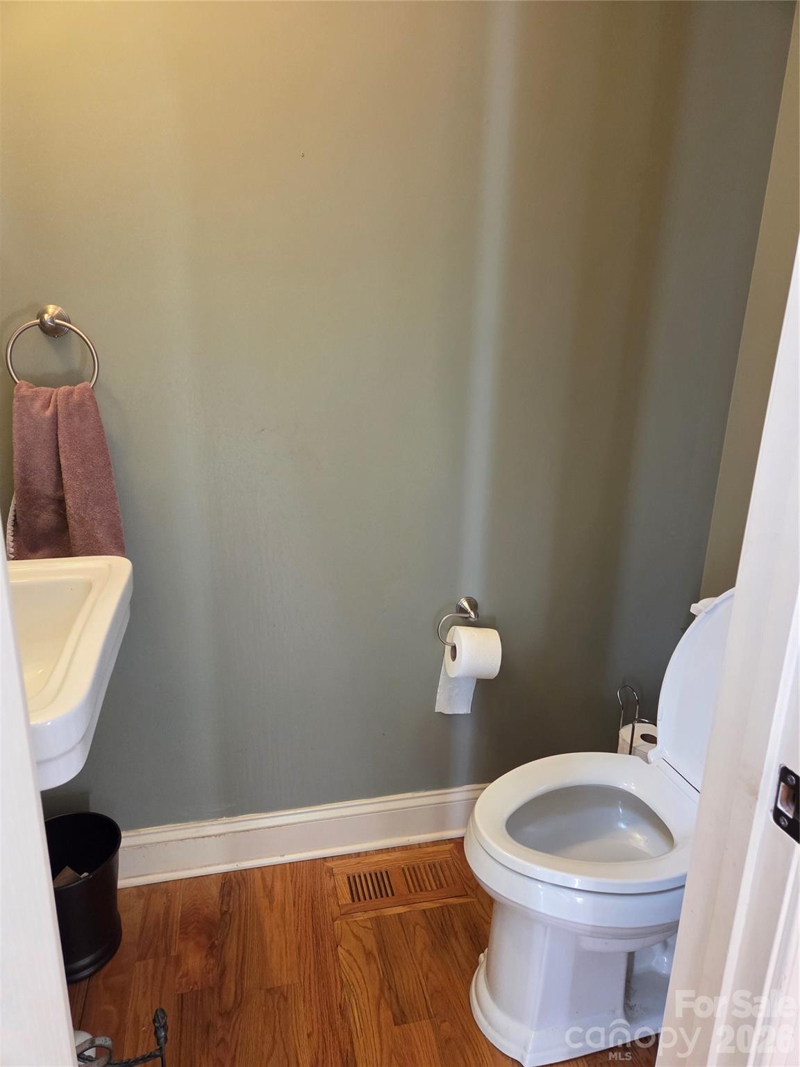 5510 Land Harbour Drive — Granite Falls