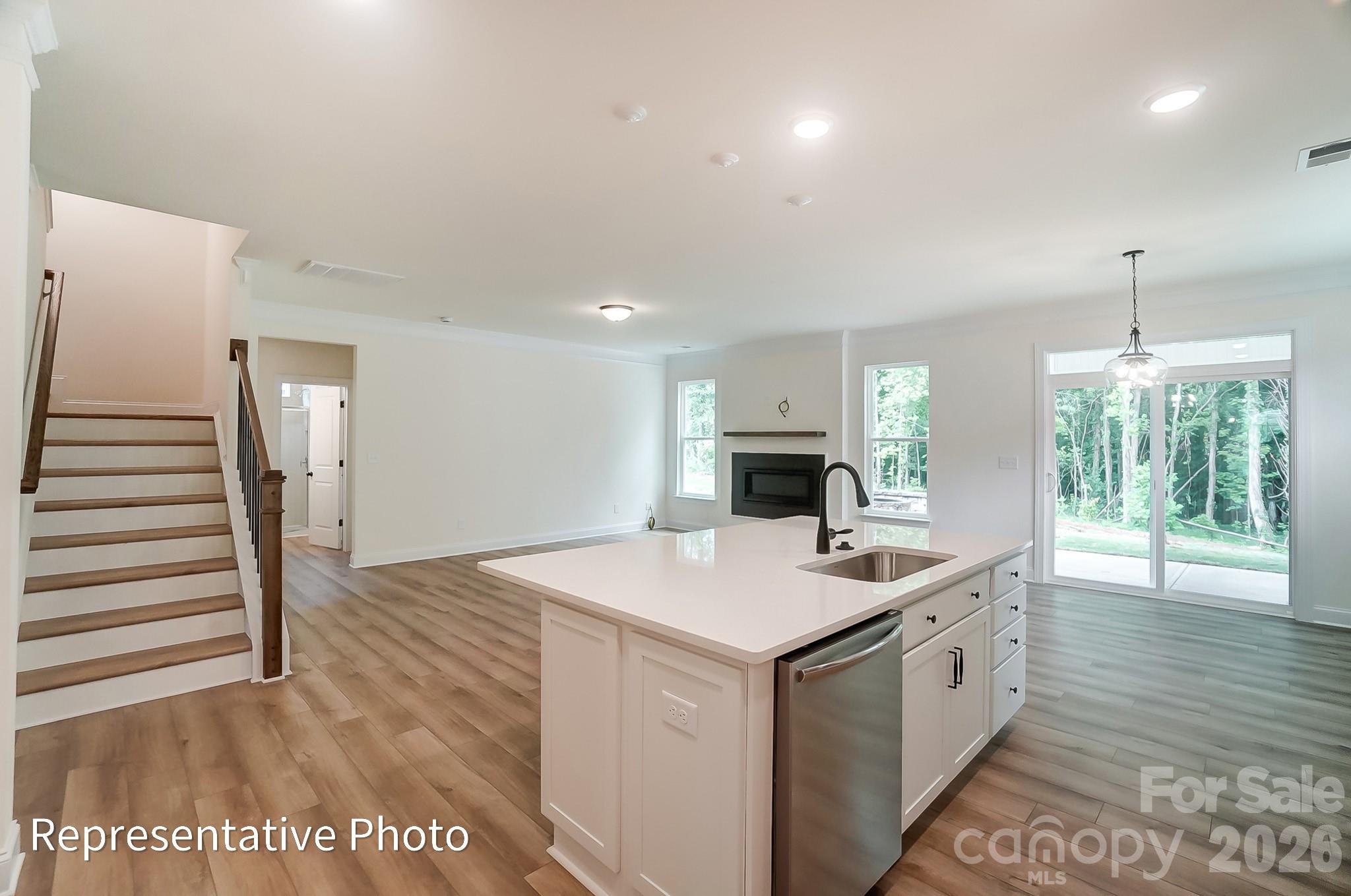 151 Grouse Run Way — Troutman