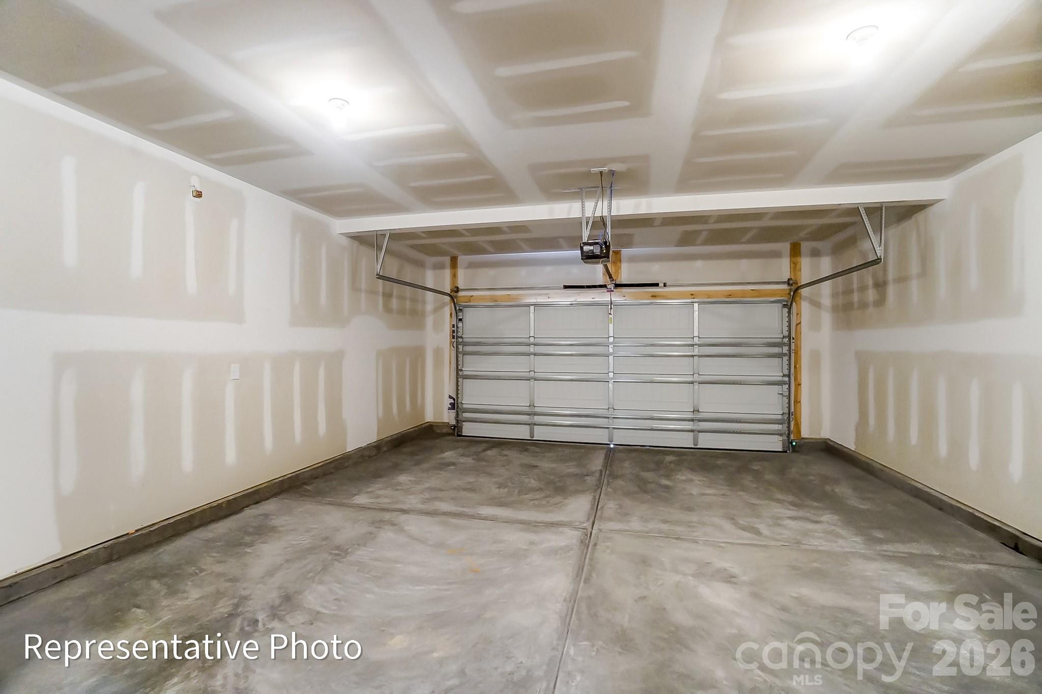 151 Grouse Run Way — Troutman