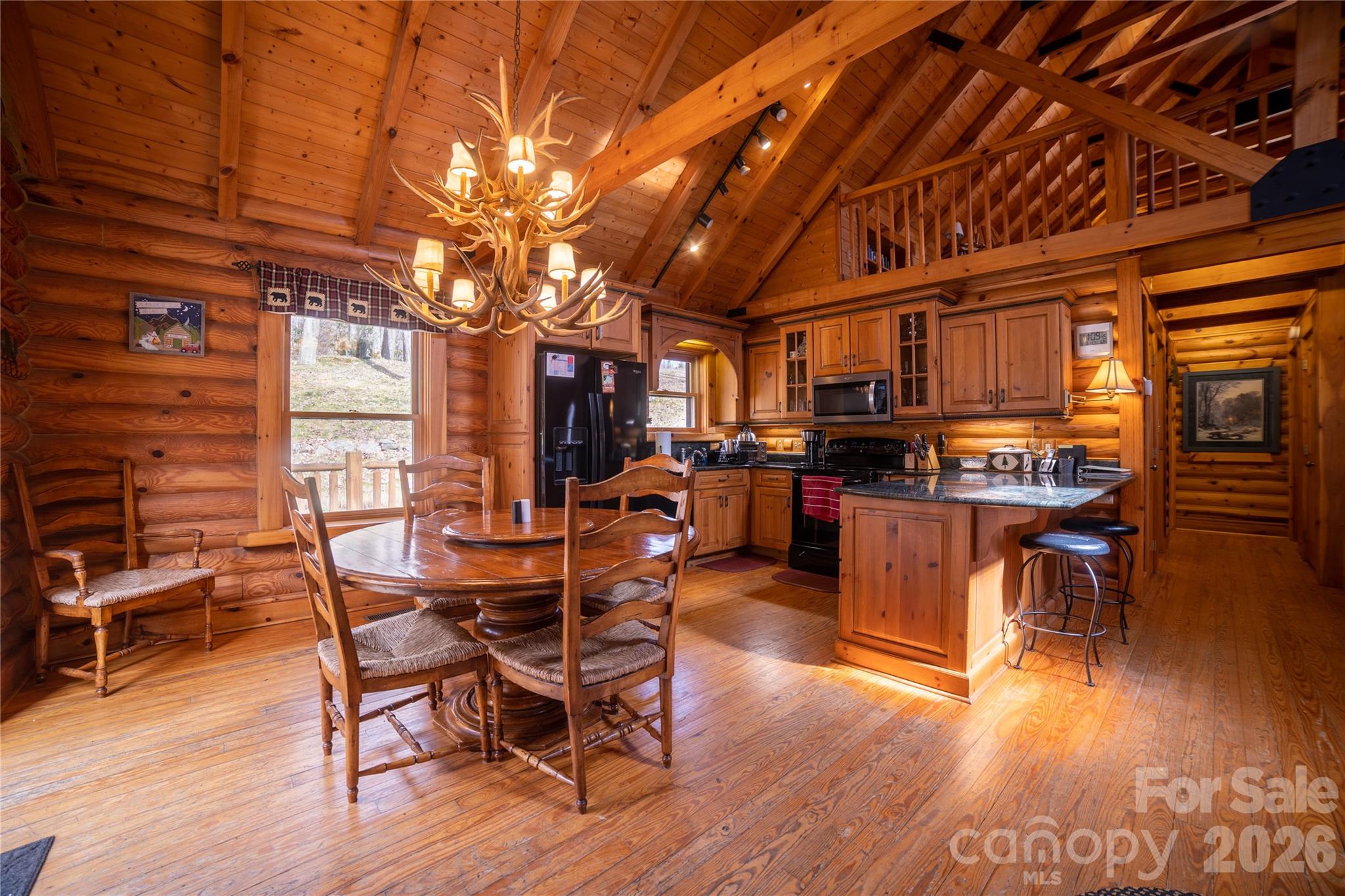 682 Rock House Road — Hot Springs