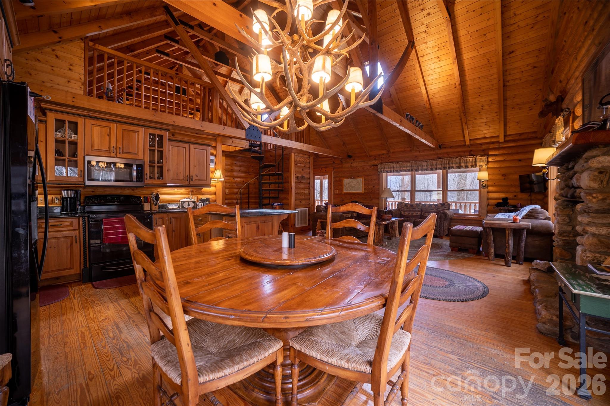 682 Rock House Road — Hot Springs