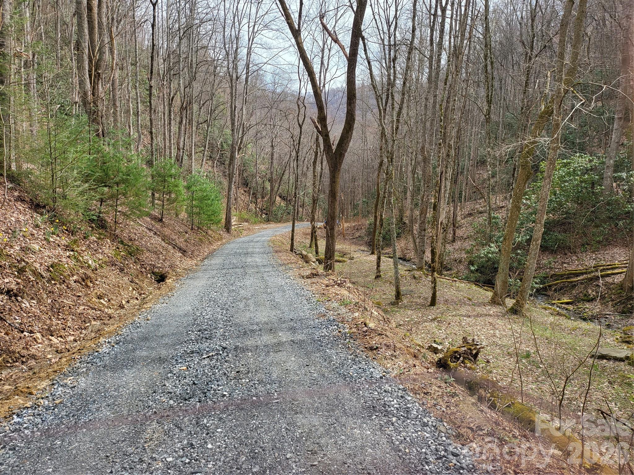 682 Rock House Road — Hot Springs